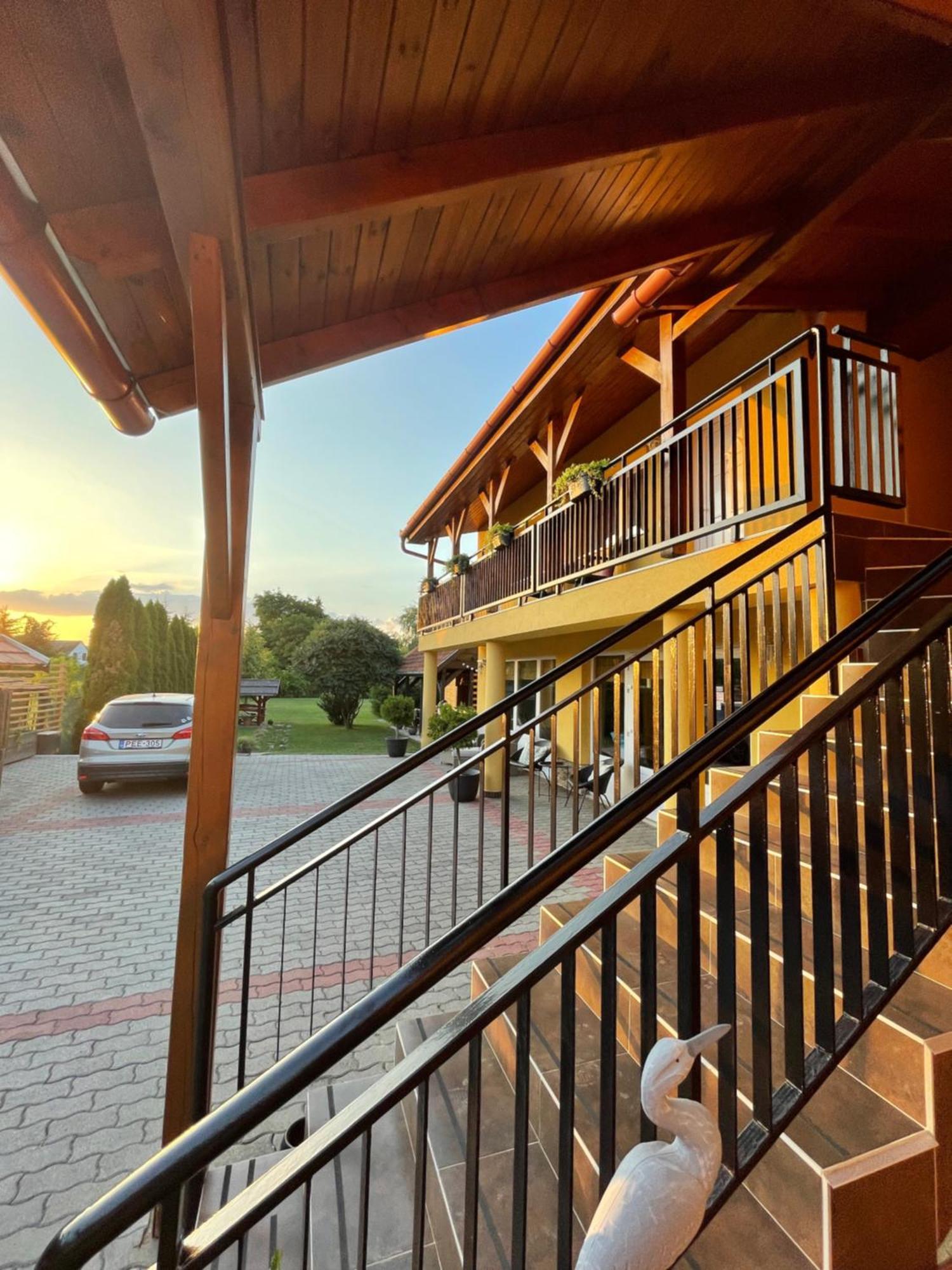 Bed and Breakfast Golyafeszek Vendeghaz Эгерсалок Экстерьер фото